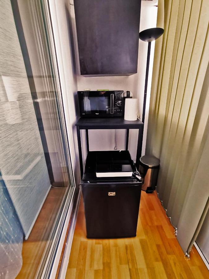 Cozy Studio Athenee Apartment บูคาเรสต์ ภายนอก รูปภาพ