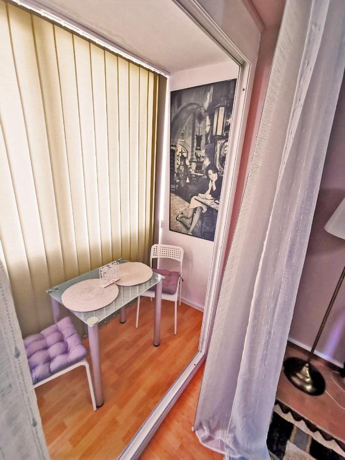 Cozy Studio Athenee Apartment บูคาเรสต์ ภายนอก รูปภาพ